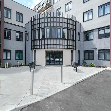 Brand New 2 Bedroom Apartment Centre Of Solihull Dış mekan fotoğraf