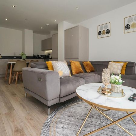 Brand New 2 Bedroom Apartment Centre Of Solihull Dış mekan fotoğraf